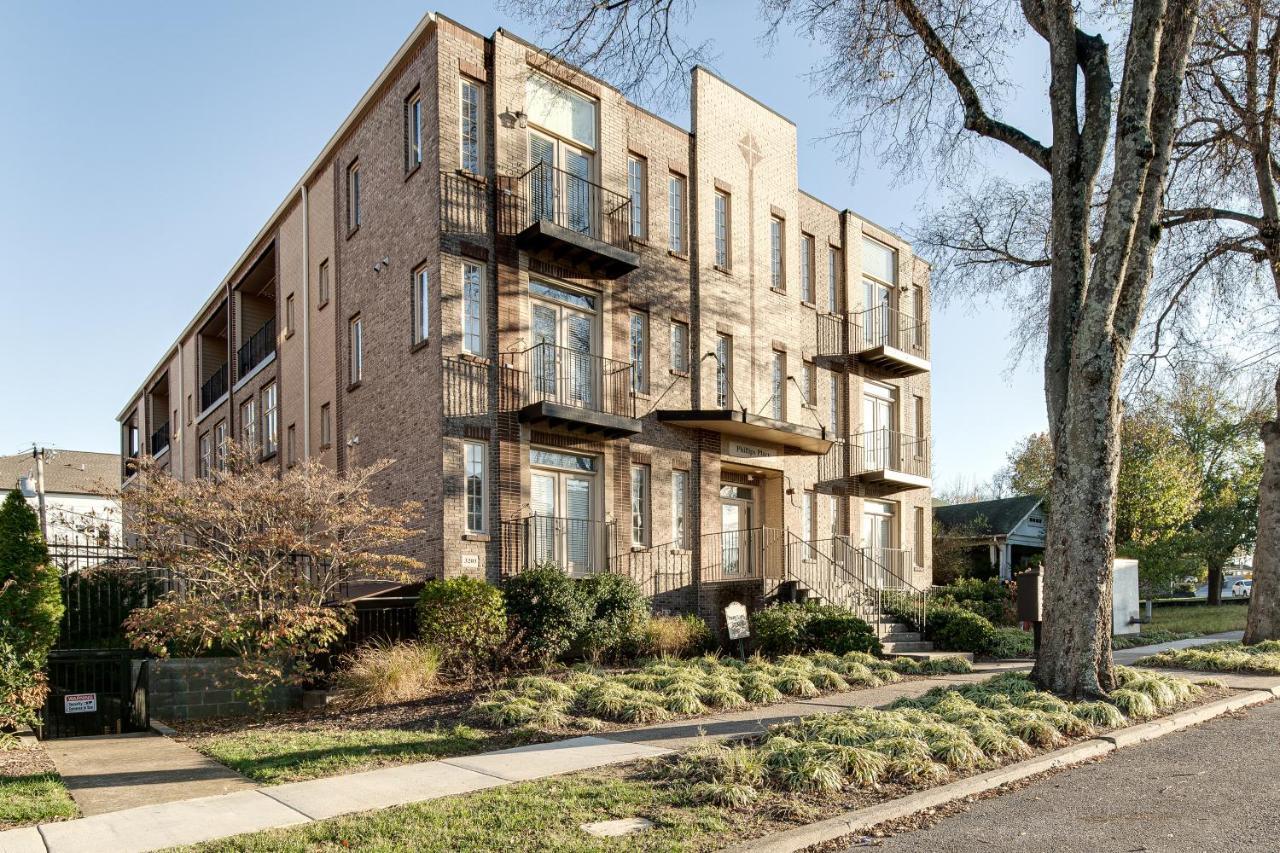 The Celebrity - Minutes To Broadway With A Balcony Appartement Nashville Buitenkant foto